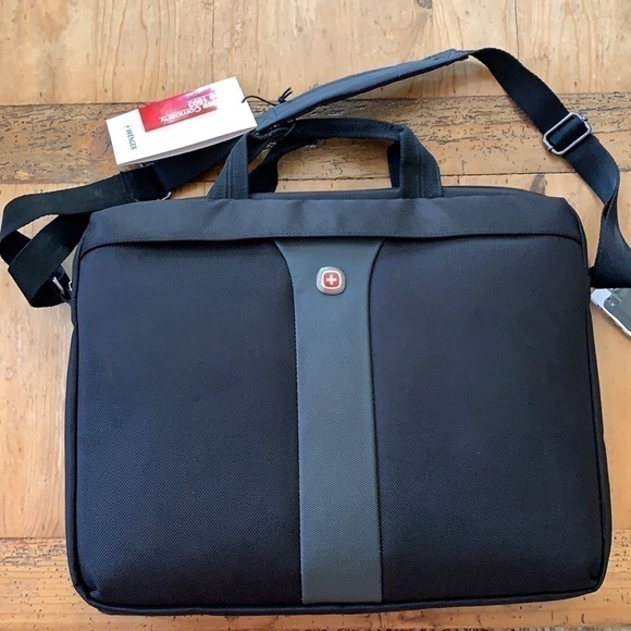 𝅺nwt Wenger Swiss Company Black Legacy 17” Laptop Slimcase - Picture 1 of 8